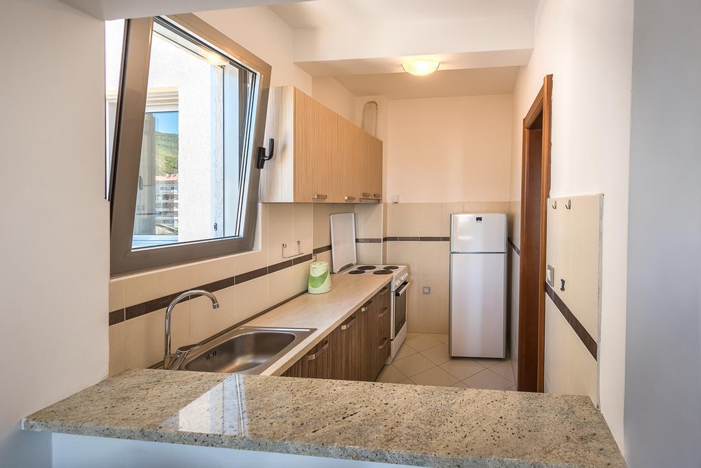 Apartments Montreal Budva Exterior foto